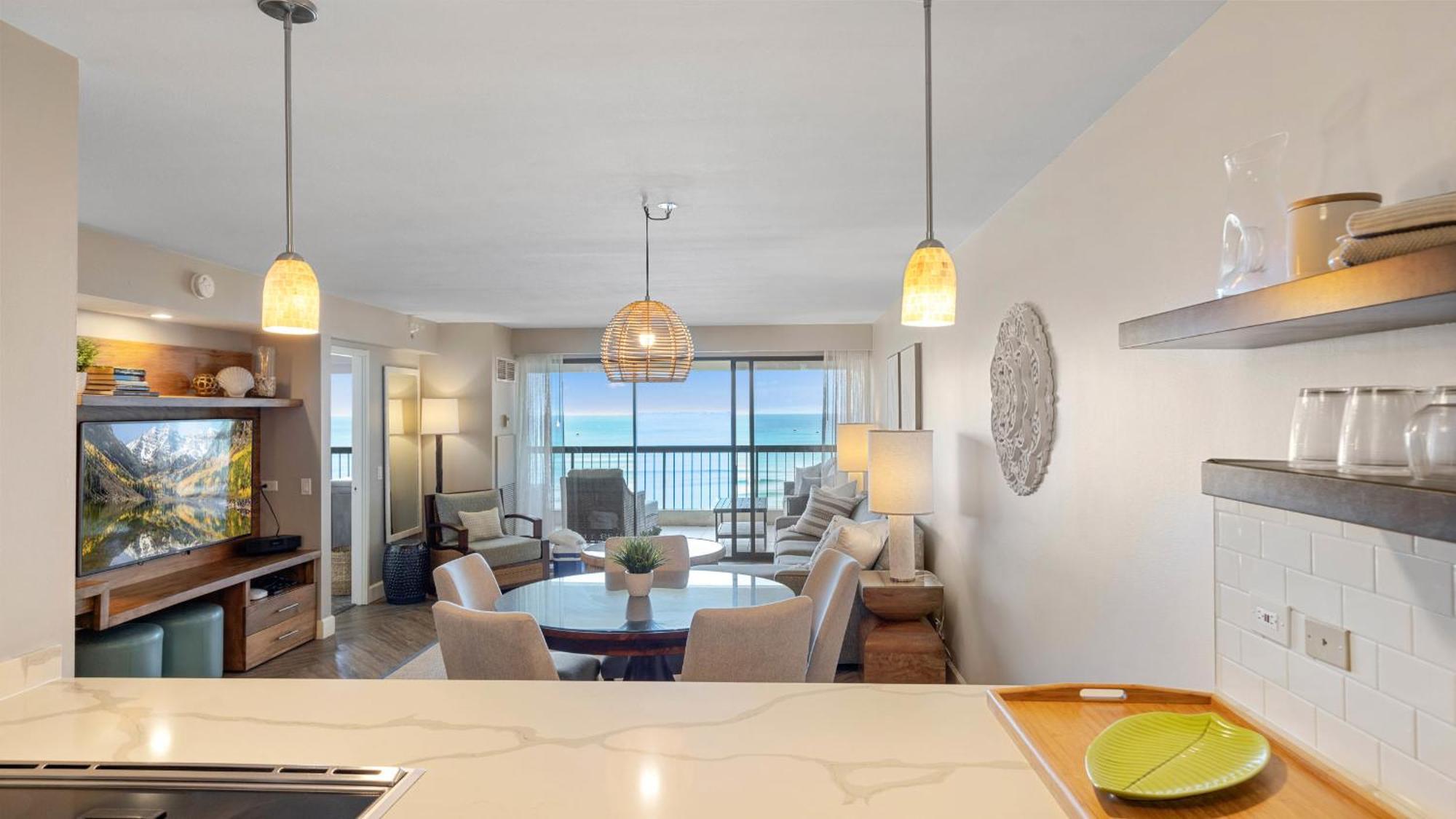 Luxury Oceanfront 2 Bedroom Apartment At Waikiki Beach Tower 호놀룰루 외부 사진